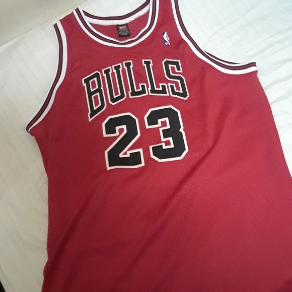 michael jordan authentic